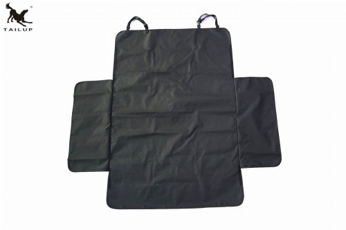 mata do samochodu do przewozu zwierząt